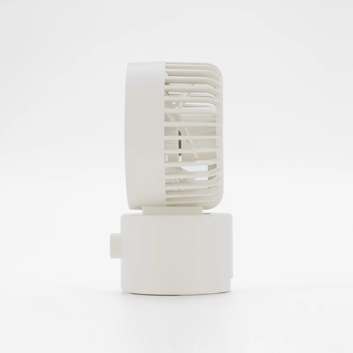 White Compact Cordless Usb-C Desk Fan With Horizontal Oscillation And Adjustable Angle